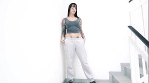 Her 1st Time – Mandy