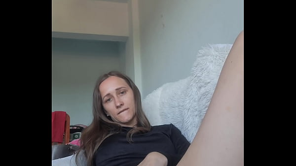 Solo girl doble penetration with double dildo in her 2 holes